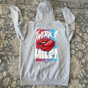 Hunt and company hoodie